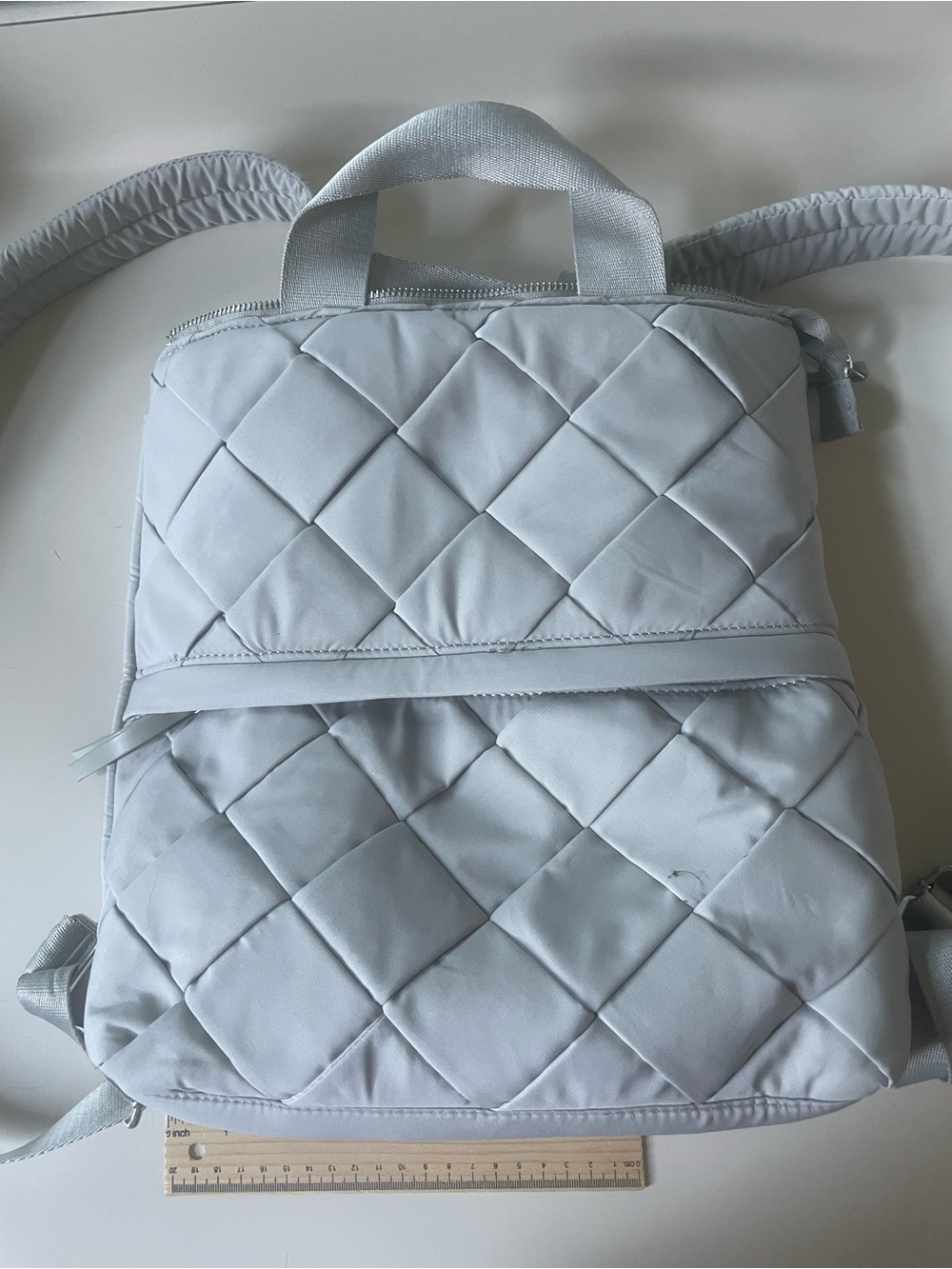 House of Harlow 1960 Quilted Light Gray Women's Backpack